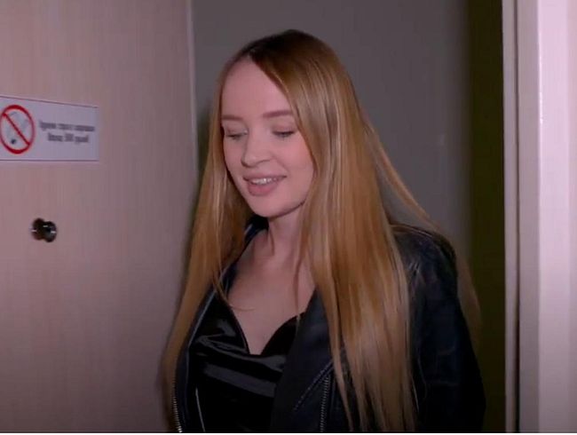 Groß Hahn für sluty ars**loch